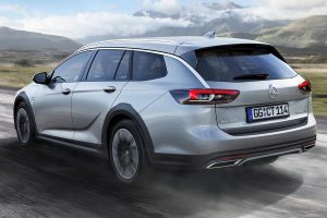 Opel Insignia Country Tourer: Στέισον και crossover μαζί