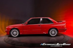 Ανατριχιαστικά άψογη BMW M3 E30 Sport Evolution πωλείται με μόλις 120 χλμ.