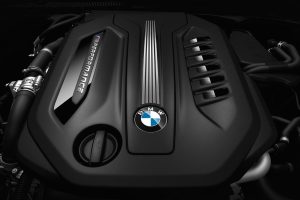 Νέα diesel BMW M550d με 400 άλογα και 4 turbo