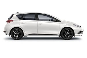 Νέο δίχρωμο Toyota Auris Bi-tone με extra στυλ