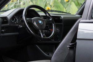 Πωλείται μία εξαιρετικά σπάνια BMW 320is E30 Μ Τech II