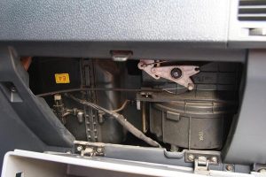 Πως αλλάζει το φίλτρο καμπίνας σε Ιαπωνικά – Κορεατικά αυτοκίνητα (+video)