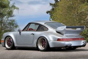 Τρελά λεφτά για Porsche 911 Carrera RSR 3.8 με μόλις 10 χλμ.