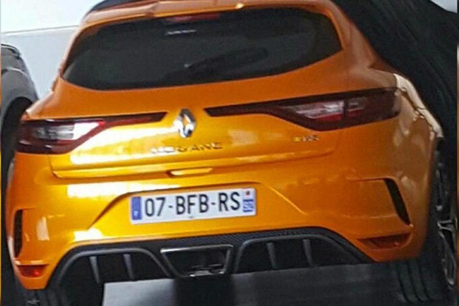 Αυτό είναι το πίσω μέρος του νέου Renault Megane RS