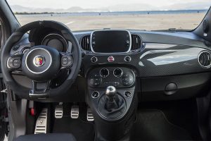 Διαθέσιμο στη χώρα μας το Abarth 695 Yamaha XSR