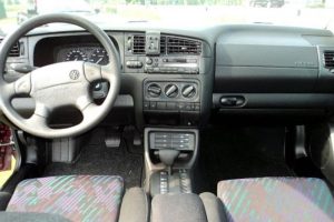 Αυτό το Volkswagen Golf του 1995 έχει 2.330 χιλιόμετρα!