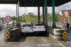 Σάντουιτς στα διόδια…