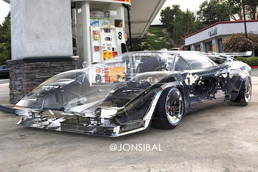 Το φάντασμα της Lamborghini Countach