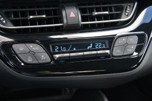 Δοκιμή Toyota C-HR 1.8 λτ. Hybrid 122 HP e-CVT