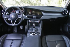 Δοκιμή Alfa Romeo Giulia 2.2 Diesel 180 PS AT8