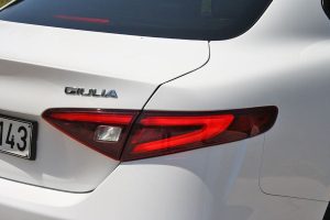 Δοκιμή Alfa Romeo Giulia 2.2 Diesel 180 PS AT8