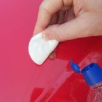 Αφαίρεση ρετσινιού από το αυτοκίνητο