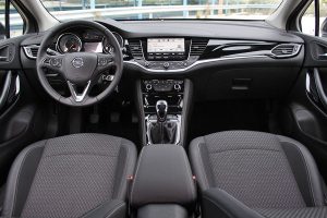 Opel Astra 1.4T 150 (11)