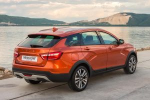 Νέα, πιο πρακτικά Lada Vesta SW και SW Cross