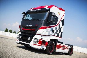 Abarth Iveco Stralis στα χρώματα του πολέμου!