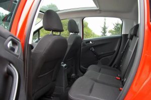 Peugeot 208 από 12.900 ευρώ με only fuel!