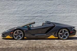 Παραδόθηκε η πρώτη Lamborghini Centenario Roadster