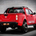 Το Nissan Navara παίζει φουλ επίθεση