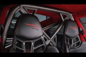 Νέα κορυφαία Porsche 911 GT2 RS με 700 άλογα! (+video)