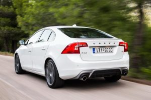 Volvo S60 και V60 T3 Auto από 24.300 ευρώ
