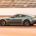 Αγωνιστικών προδιαγραφών η νέα Aston Martin Vantage AMR