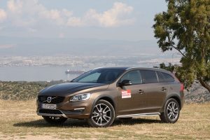 Δοκιμή Volvo V60 Cross Country D4 190 hp auto