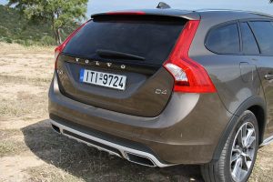 Δοκιμή Volvo V60 Cross Country D4 190 hp auto