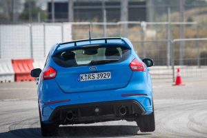 Στα όρια με Ford Focus RS και Mustang V8