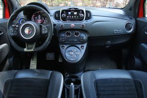 Abarth 595 Competizione 180 PS! 0-180 χλμ./ώρα (+video)