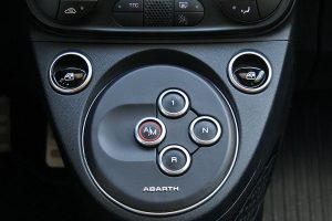 Abarth 595 Competizione 180 PS! 0-180 χλμ./ώρα (+video)