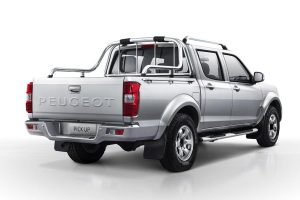 Νέο pick-up από την Peugeot με βάση Nissan