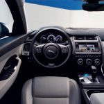 Η E-Pace είναι το πρώτο μικρομεσαίο SUV της Jaguar (+video)