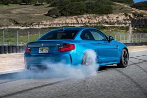 Πόσο κοστίζει στην Ελλάδα και στην Ευρώπη η «καυτή» BMW M2;