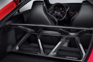 Νέα σπορ αξεσουάρ Audi Sport Performance για τα Audi TT και R8