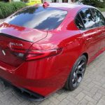 H Alfa Romeo Giulia Quadrifoglio και τρακαρισμένη αξίζει πολλά