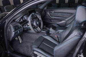 Μια BMW M2 με AC Schnitzer βελτιώσεις να την… πιεις στο ποτήρι!