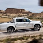 Mercedes X-Class pickup για τα αλώνια και τα σαλόνια