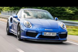 «Καυτή» Porsche 911 Turbo S με τελική 342 χλμ./ώρα