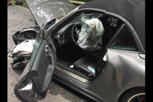 Renault Clio RS και Porsche 911 έγιναν σμπαράλια στο Ring