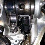 Ιδιοκτήτης Mitsubishi Lancer Evo βρήκε ξεχασμένο «καρυδάκι» στον κινητήρα!