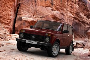 Θα δίνατε 10.790 ευρώ για καινούργιο Lada Niva;