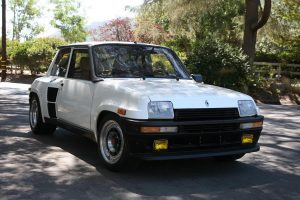 Τι θα λέγατε για αυτό το Renault R5 Turbo 2 του 1985;
