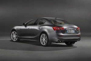 Οι πρώτες φωτογραφίες της νέας Maserati Ghibli GranLusso