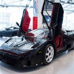 Κάποιος ας πάρει τη σπάνια αυτή Bugatti EB110 SS