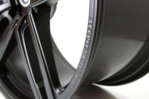 Βελτιωμένη BMW 750d με 0-100 χλμ./ώρα σε 4,3 δλ.!