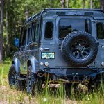 Χειροποίητο Land Rover Defender με V8 μοτέρ 320 ίππων από Chevrolet