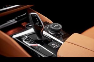 Πιο σπορ νέα BMW Σειρά 5 από την AC Schnitzer