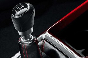 Νέες φωτογραφίες και το εσωτερικό του Suzuki Swift Sport