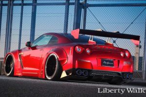 Nissan GT-R… σκέτη τρομοκρατία!