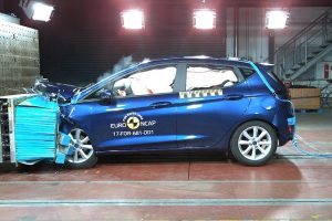 Crash tests σε εννιά νέα μοντέλα με 3, 4 και 5 αστέρια